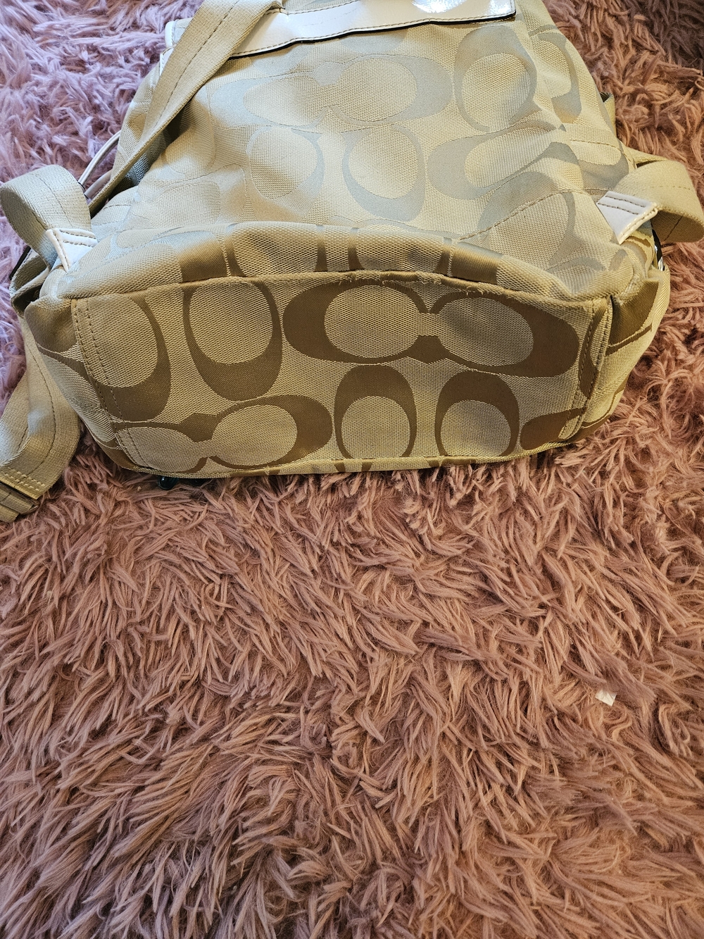 Y2K✨️Coach Tan Daisy Signature Canvas Backpack - Picture 10 of 16